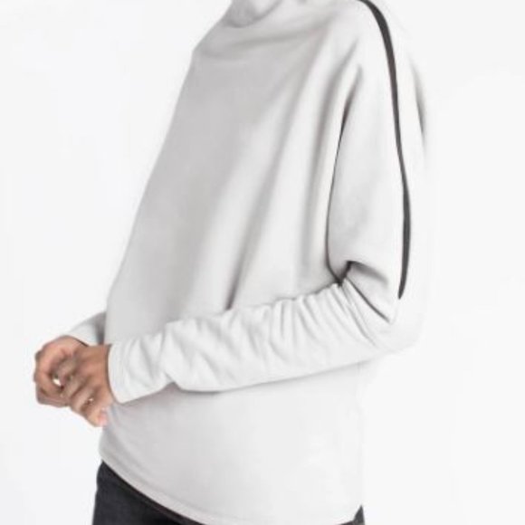 marcellamoda new york Jackets & Blazers - Marcellamoda NY Arden Sweatshirt SM Gray Loose fit